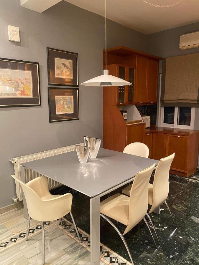 Elegante Apartamento Centrale Tríkala Екстериор снимка